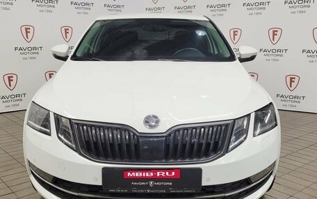 Skoda Octavia, 2017 год, 1 745 000 рублей, 2 фотография