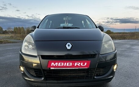 Renault Megane III, 2010 год, 710 000 рублей, 2 фотография