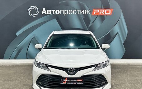 Toyota Camry, 2018 год, 2 639 000 рублей, 2 фотография