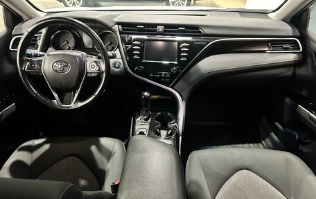 Toyota Camry, 2018 год, 2 639 000 рублей, 15 фотография