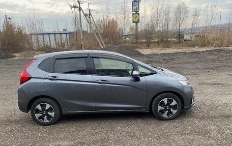 Honda Fit III, 2019 год, 1 350 000 рублей, 4 фотография