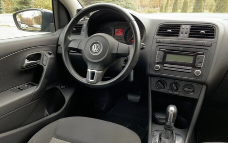 Volkswagen Polo VI (EU Market), 2012 год, 859 000 рублей, 13 фотография