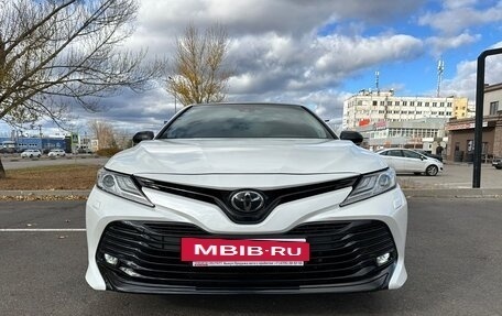 Toyota Camry, 2018 год, 2 фотография