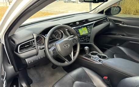 Toyota Camry, 2018 год, 10 фотография