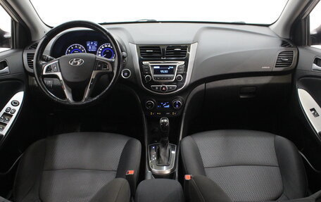 Hyundai Solaris II рестайлинг, 2015 год, 1 100 000 рублей, 16 фотография