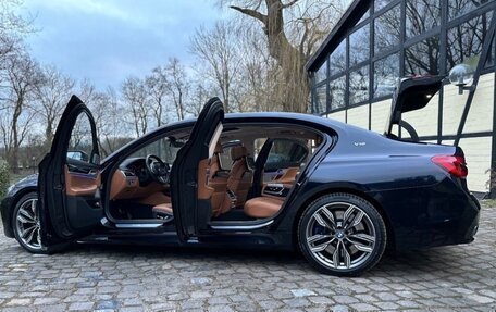 BMW 7 серия, 2018 год, 10 300 000 рублей, 8 фотография