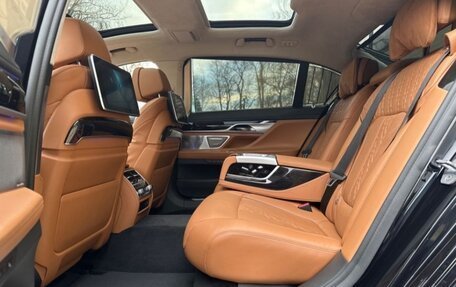 BMW 7 серия, 2018 год, 10 300 000 рублей, 16 фотография