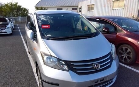 Honda Freed I, 2010 год, 815 000 рублей, 1 фотография