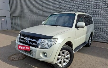 Mitsubishi Pajero IV, 2013 год, 2 399 000 рублей, 1 фотография