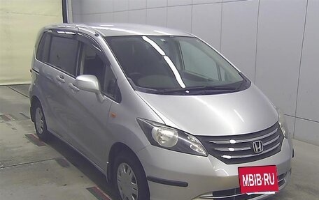 Honda Freed I, 2010 год, 815 000 рублей, 19 фотография