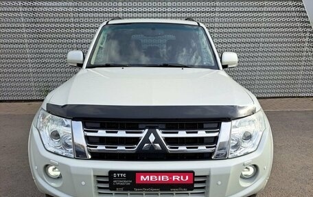 Mitsubishi Pajero IV, 2013 год, 2 399 000 рублей, 2 фотография