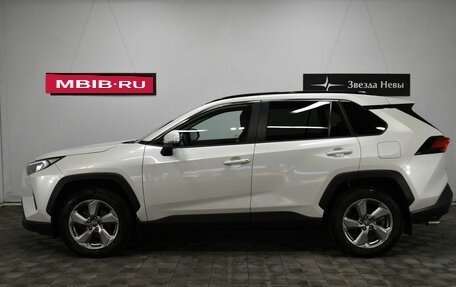 Toyota RAV4, 2020 год, 3 790 000 рублей, 8 фотография