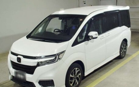 Honda Stepwgn IV, 2019 год, 2 420 000 рублей, 1 фотография