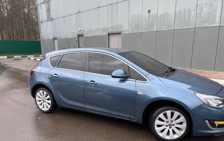 Opel Astra J, 2013 год, 660 000 рублей, 8 фотография