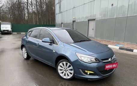 Opel Astra J, 2013 год, 660 000 рублей, 9 фотография