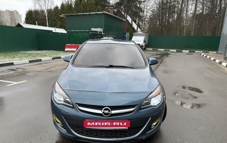 Opel Astra J, 2013 год, 660 000 рублей, 10 фотография