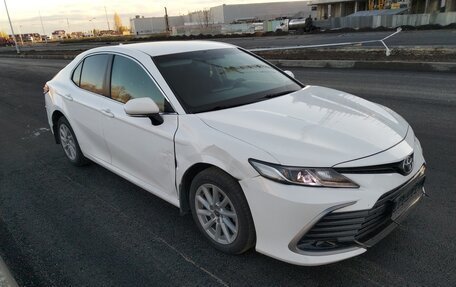 Toyota Camry, 2021 год, 1 250 000 рублей, 5 фотография