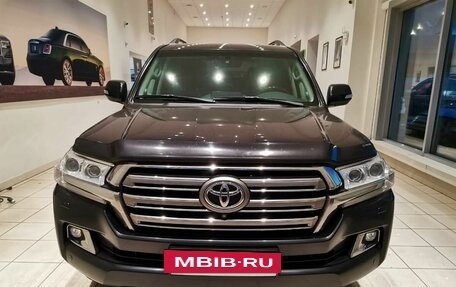 Toyota Land Cruiser 200, 2020 год, 7 564 000 рублей, 3 фотография