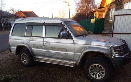 Mitsubishi Pajero III рестайлинг, 1992 год, 330 000 рублей, 1 фотография