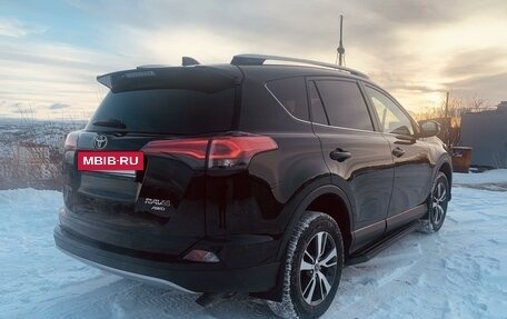 Toyota RAV4, 2017 год, 2 699 000 рублей, 6 фотография