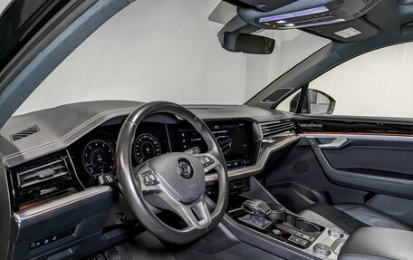 Volkswagen Touareg III, 2020 год, 4 975 000 рублей, 23 фотография