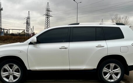 Toyota Highlander III, 2012 год, 2 220 000 рублей, 4 фотография