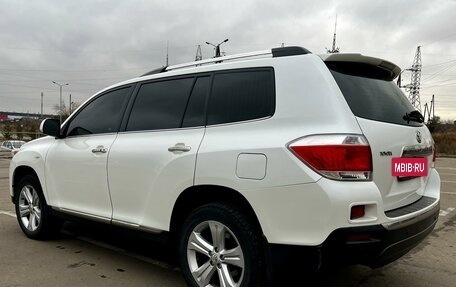 Toyota Highlander III, 2012 год, 2 220 000 рублей, 5 фотография