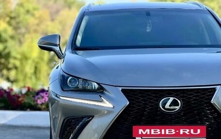 Lexus NX I, 2017 год, 3 249 000 рублей, 18 фотография