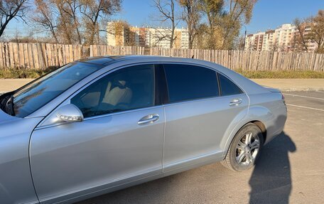 Mercedes-Benz S-Класс, 2005 год, 1 700 000 рублей, 3 фотография