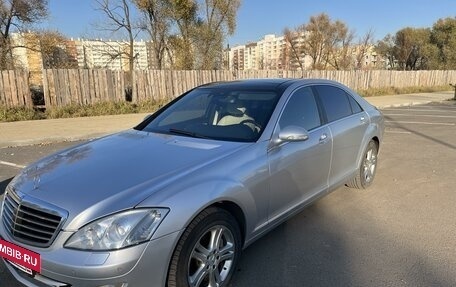 Mercedes-Benz S-Класс, 2005 год, 1 700 000 рублей, 2 фотография