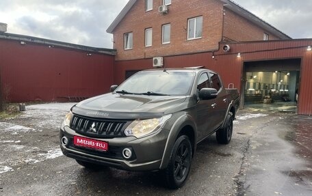 Mitsubishi L200 IV рестайлинг, 2016 год, 2 080 000 рублей, 1 фотография