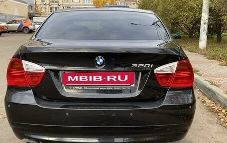 BMW 3 серия, 2007 год, 900 000 рублей, 3 фотография