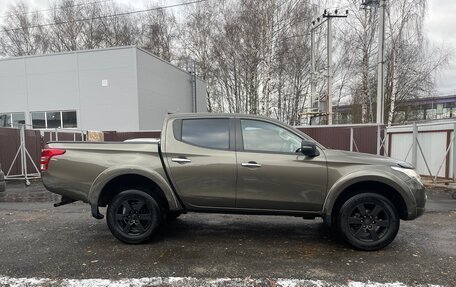 Mitsubishi L200 IV рестайлинг, 2016 год, 2 080 000 рублей, 6 фотография