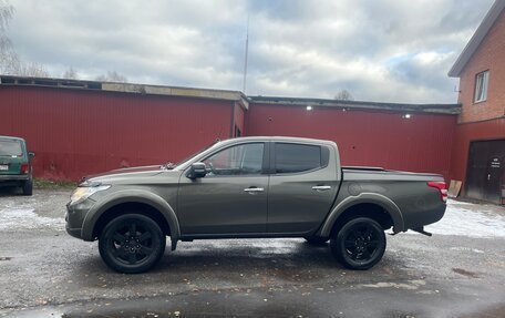 Mitsubishi L200 IV рестайлинг, 2016 год, 2 080 000 рублей, 13 фотография