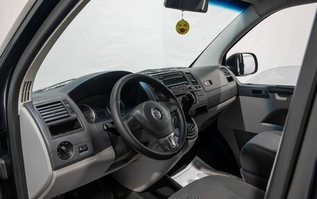 Volkswagen Caravelle T5, 2011 год, 1 899 000 рублей, 7 фотография