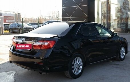 Toyota Camry, 2014 год, 2 100 000 рублей, 5 фотография