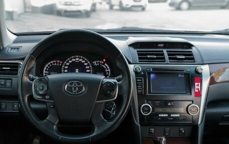 Toyota Camry, 2014 год, 2 100 000 рублей, 13 фотография