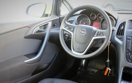 Opel Astra J, 2013 год, 1 050 000 рублей, 15 фотография