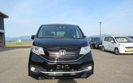 Honda Stepwgn IV, 2016 год, 1 500 000 рублей, 5 фотография