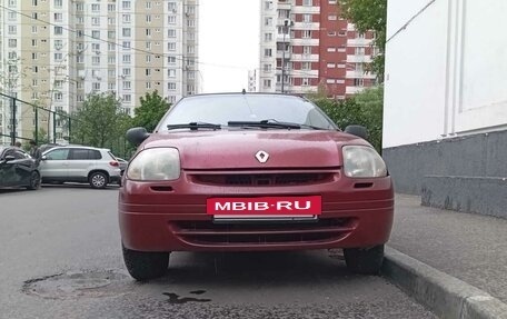 Renault Clio III, 2001 год, 250 000 рублей, 2 фотография