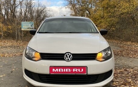 Volkswagen Polo VI (EU Market), 2011 год, 899 999 рублей, 1 фотография