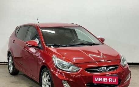 Hyundai Solaris II рестайлинг, 2012 год, 950 000 рублей, 3 фотография