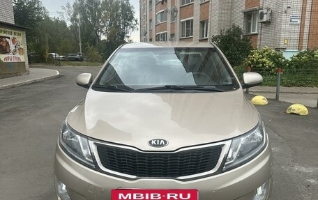 KIA Rio III рестайлинг, 2013 год, 1 006 000 рублей, 14 фотография