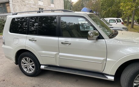 Mitsubishi Pajero IV, 2019 год, 3 750 000 рублей, 3 фотография