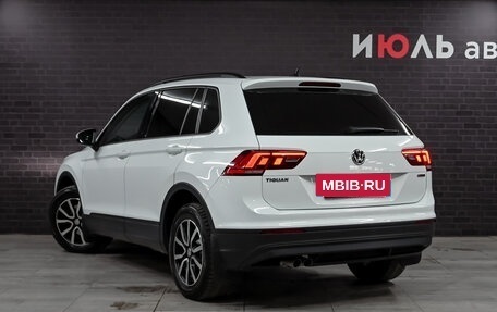 Volkswagen Tiguan II, 2019 год, 3 240 000 рублей, 7 фотография