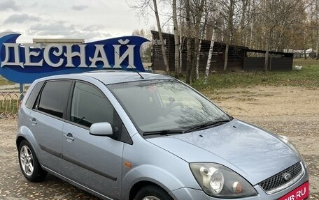 Ford Fiesta, 2006 год, 600 000 рублей, 2 фотография