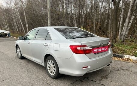 Toyota Camry, 2011 год, 2 050 000 рублей, 5 фотография