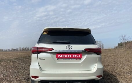 Toyota Fortuner II, 2020 год, 4 800 000 рублей, 3 фотография