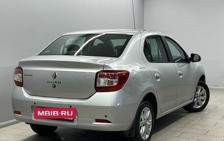 Renault Logan II, 2018 год, 1 075 000 рублей, 2 фотография