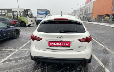 Infiniti QX70, 2014 год, 2 150 000 рублей, 3 фотография